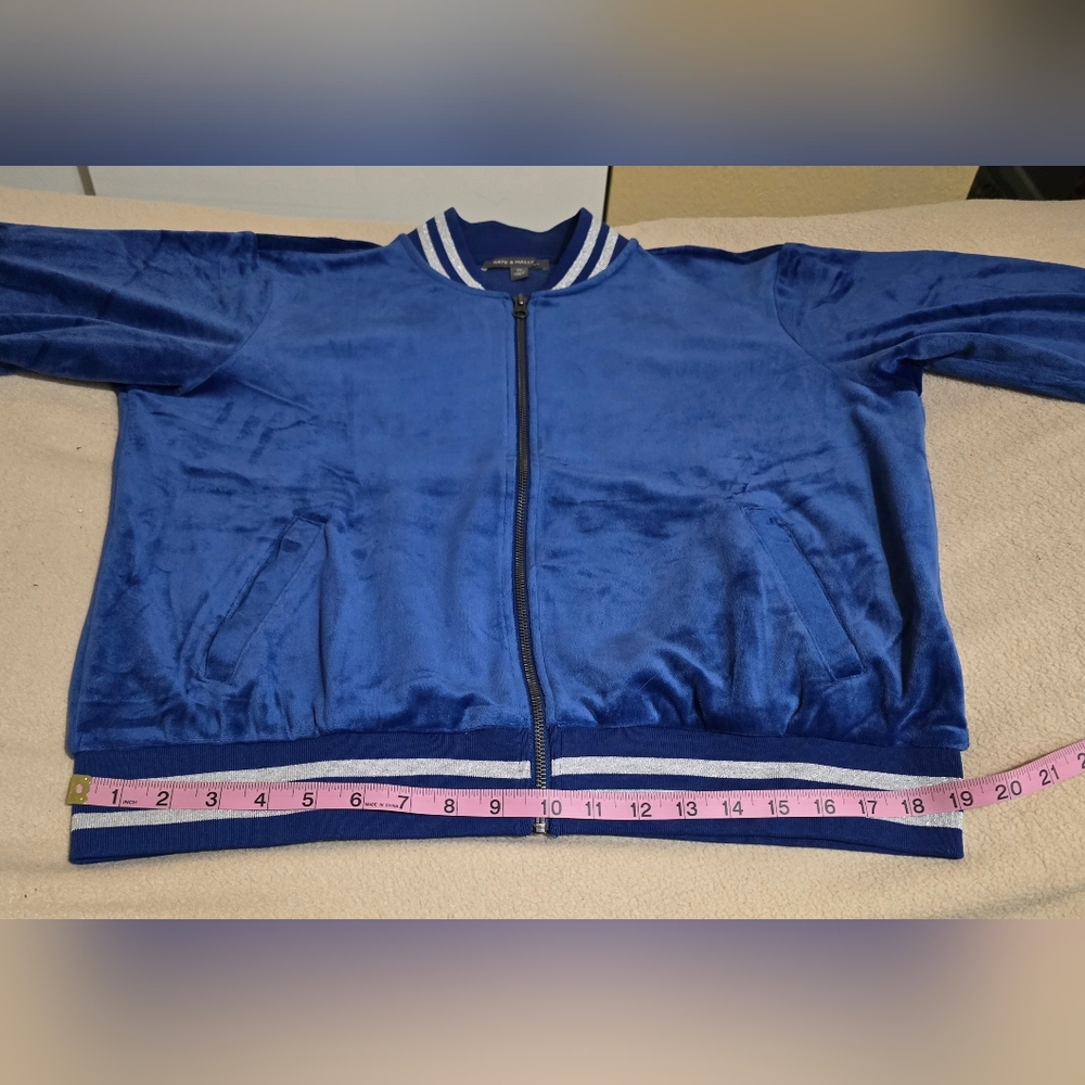XL Kate And Mallory Blue Velour Tracksuit NWOT (F) - Picture 7 of 8